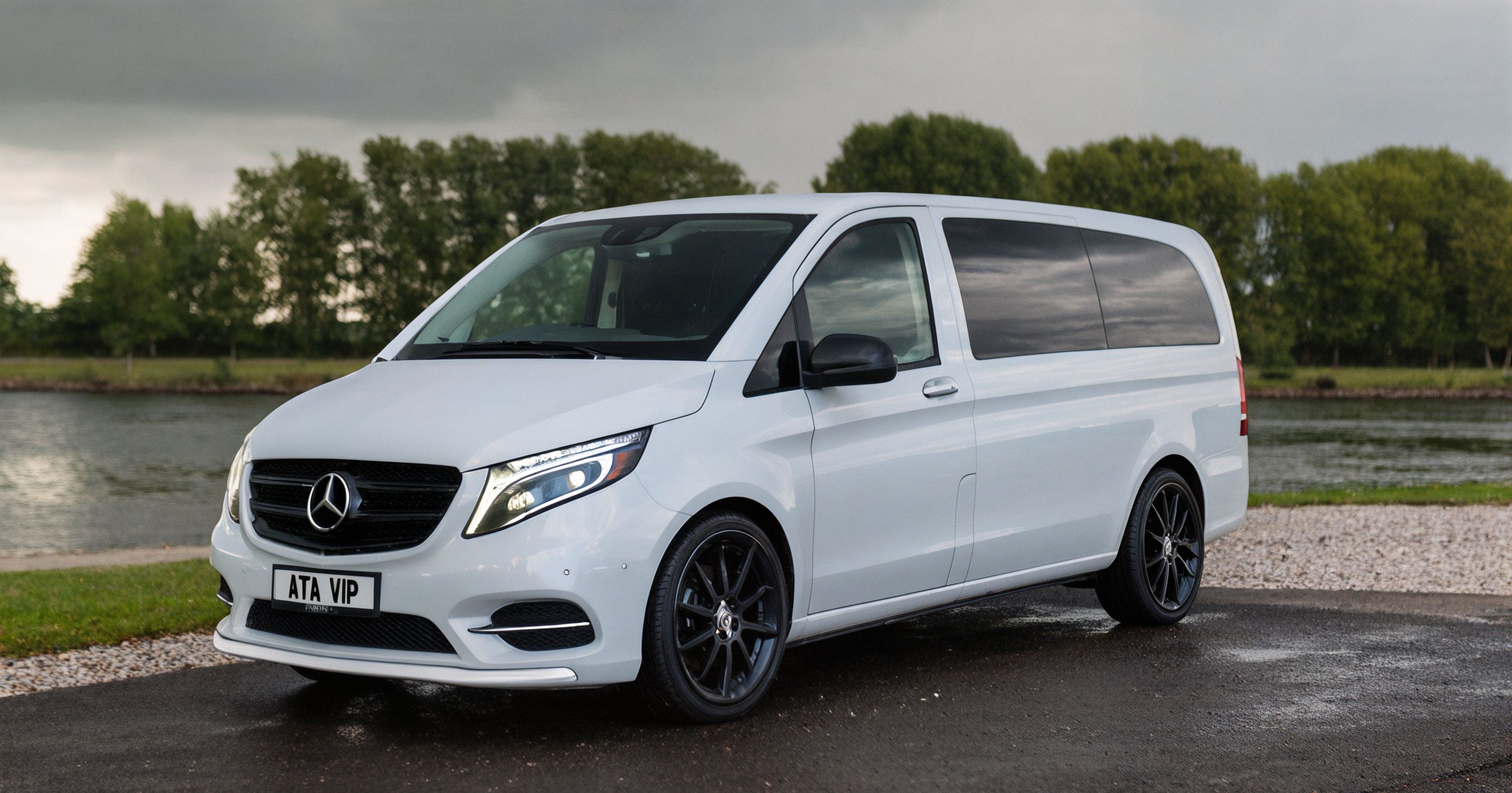Antalya havalimanı VIP transfer aracı